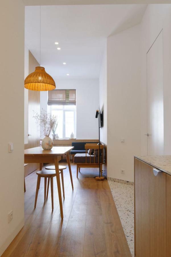 Sunrise Apartment Lviv Ngoại thất bức ảnh