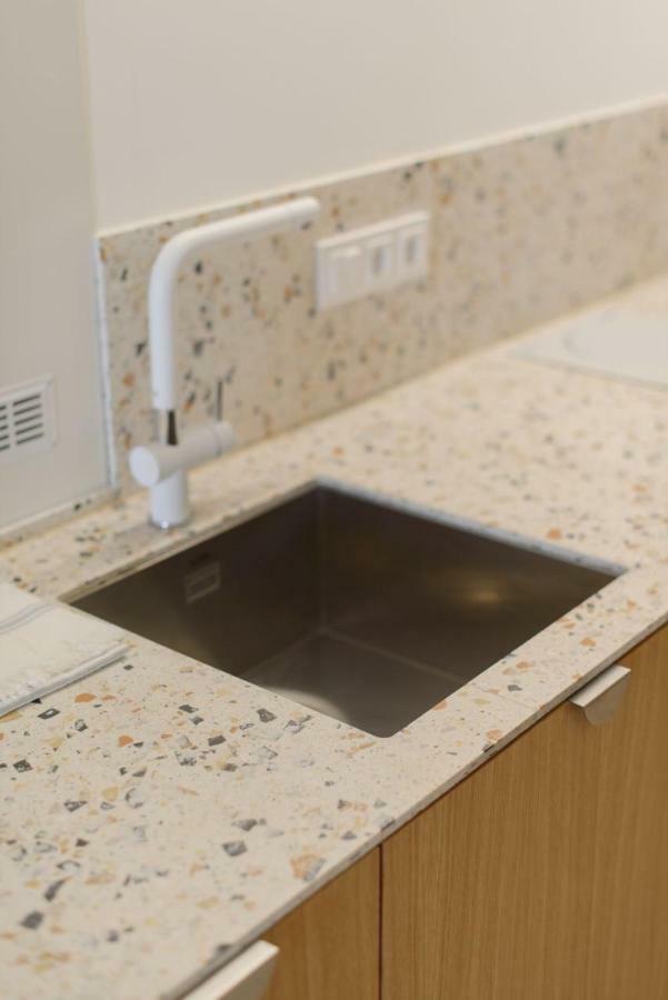 Sunrise Apartment Lviv Ngoại thất bức ảnh