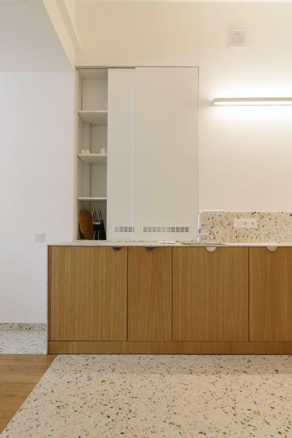 Sunrise Apartment Lviv Ngoại thất bức ảnh