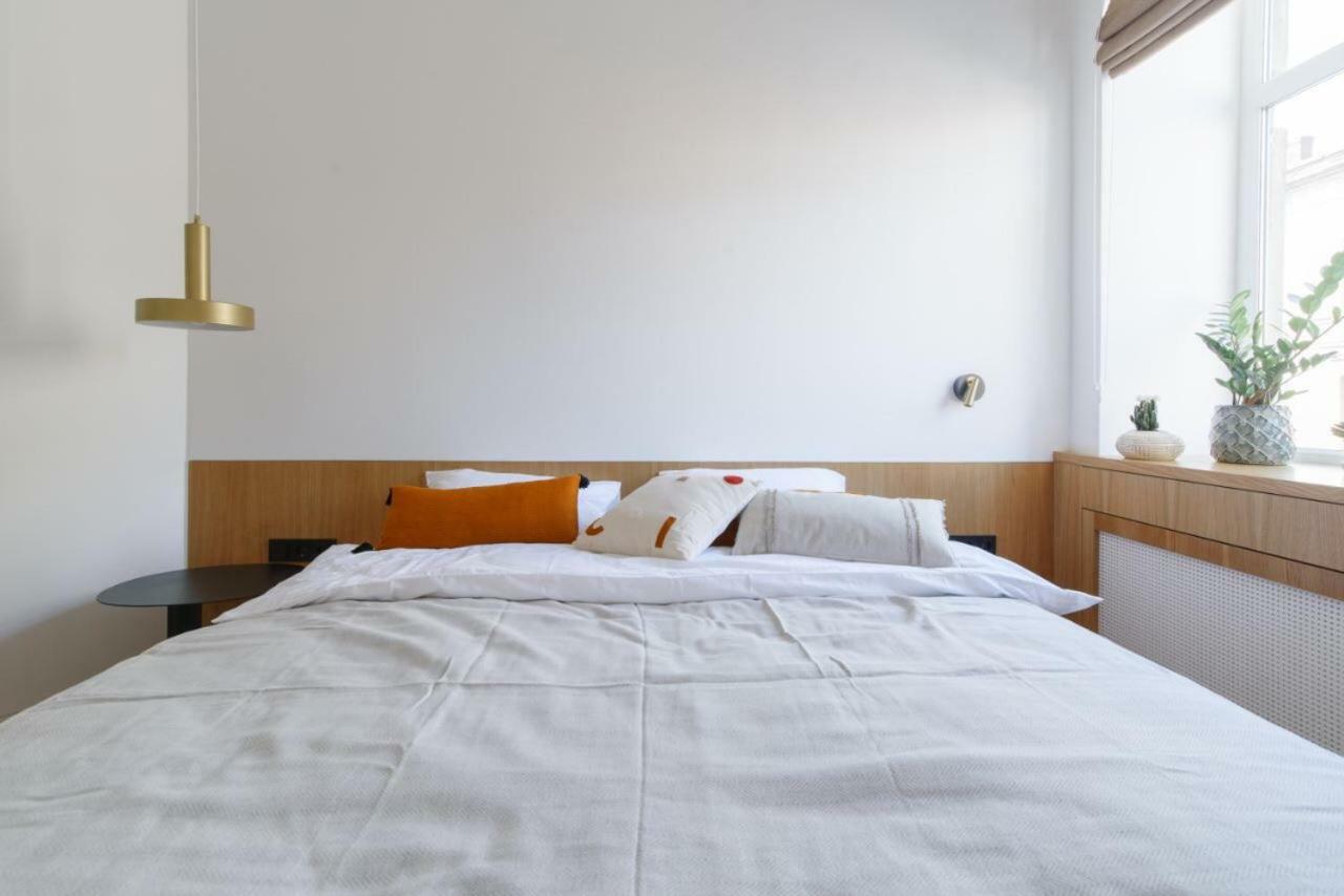 Sunrise Apartment Lviv Ngoại thất bức ảnh