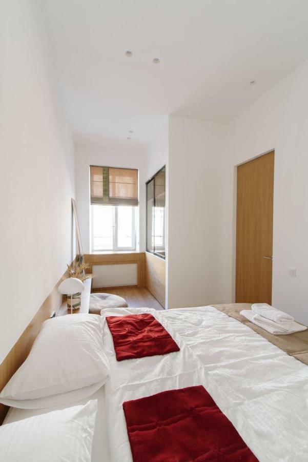 Sunrise Apartment Lviv Ngoại thất bức ảnh