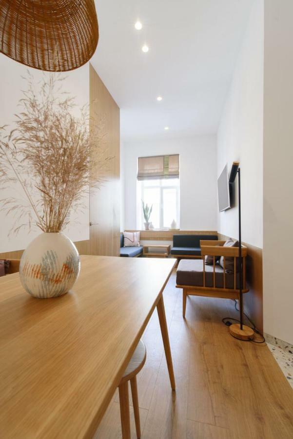 Sunrise Apartment Lviv Ngoại thất bức ảnh